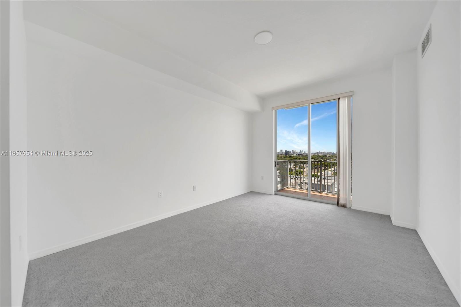 Photo of 140 Dixie Hwy  #1037, Hollywood, Florida, 33020 - 