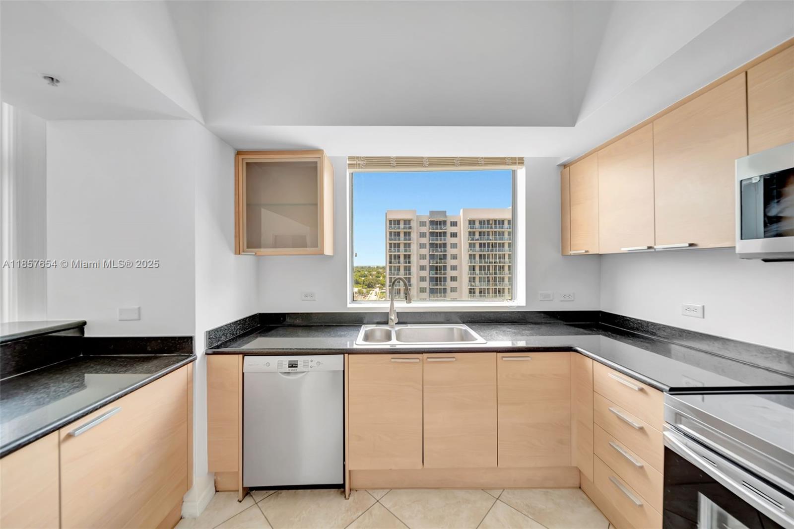 Photo of 140 Dixie Hwy  #1037, Hollywood, Florida, 33020 - 