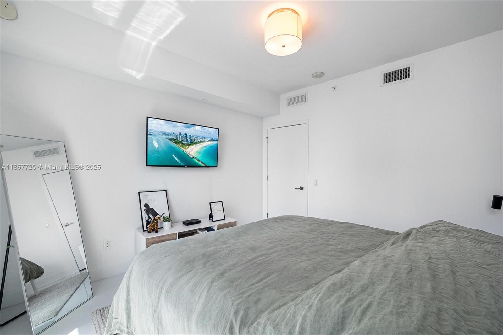Photo of 1080 Brickell Ave  #2103, Miami, Florida, 33131 - 