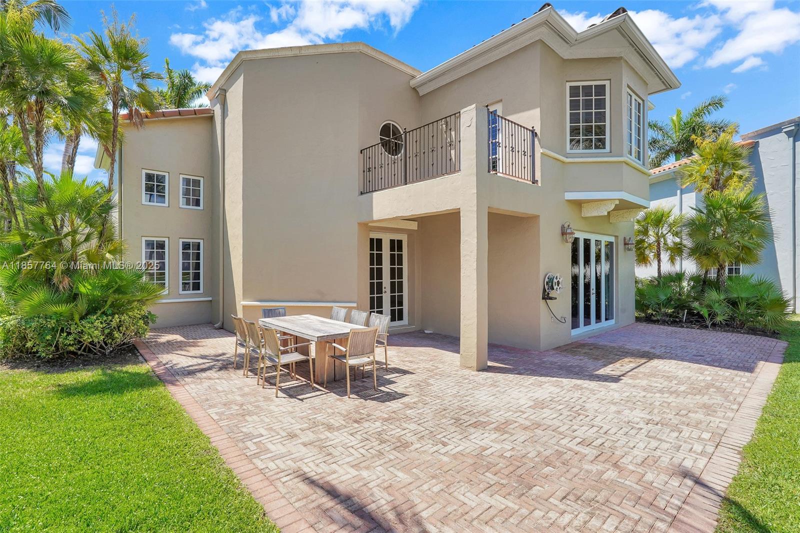 Photo of 3245 207th Ter  (3245), Aventura, Florida, 33180 - 