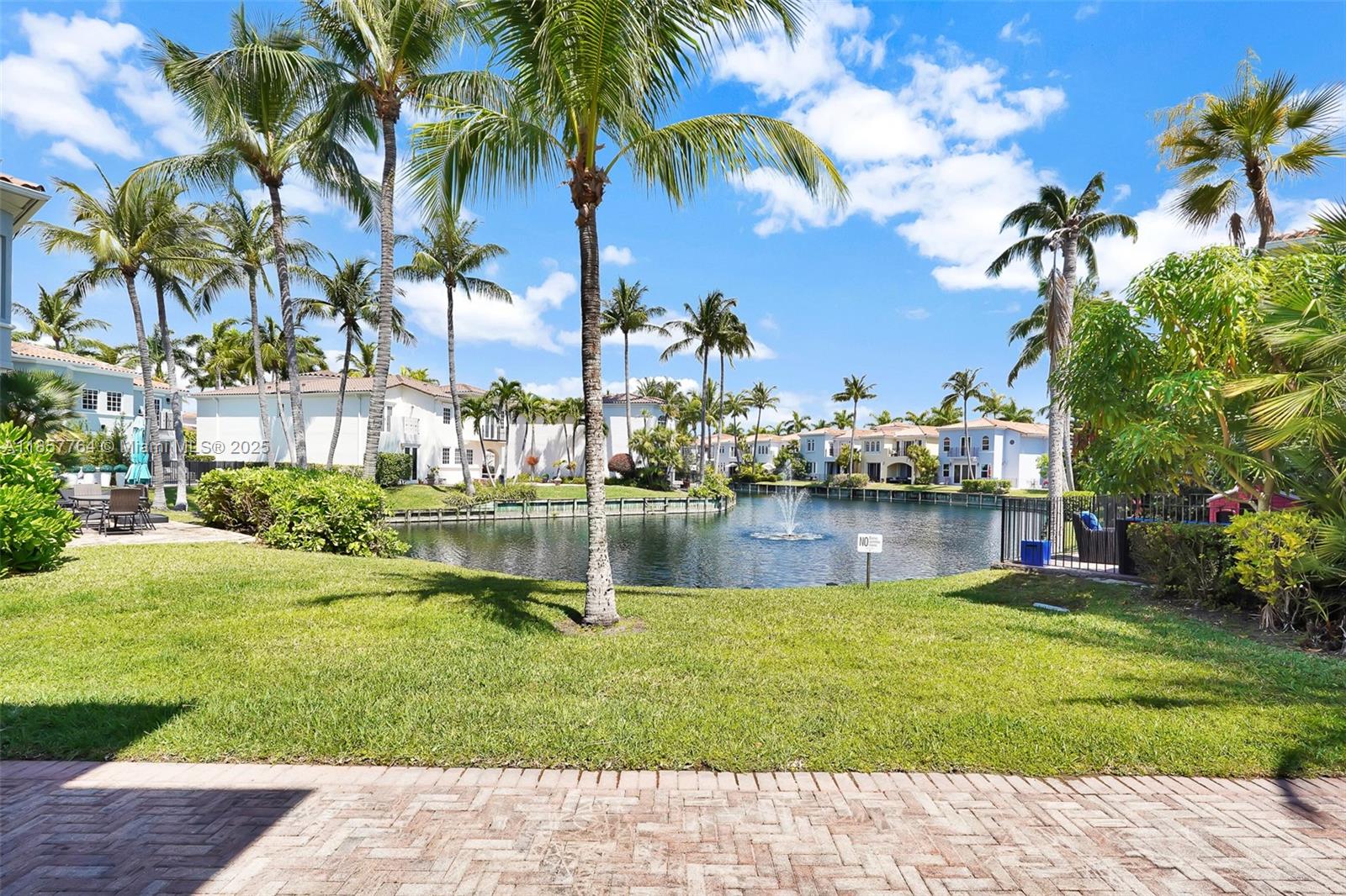 Photo of 3245 207th Ter  (3245), Aventura, Florida, 33180 - 
