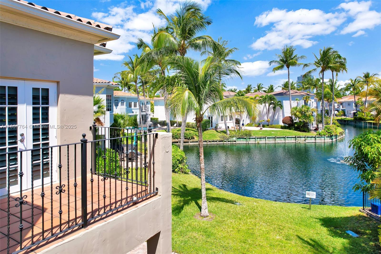Photo of 3245 207th Ter  (3245), Aventura, Florida, 33180 - 