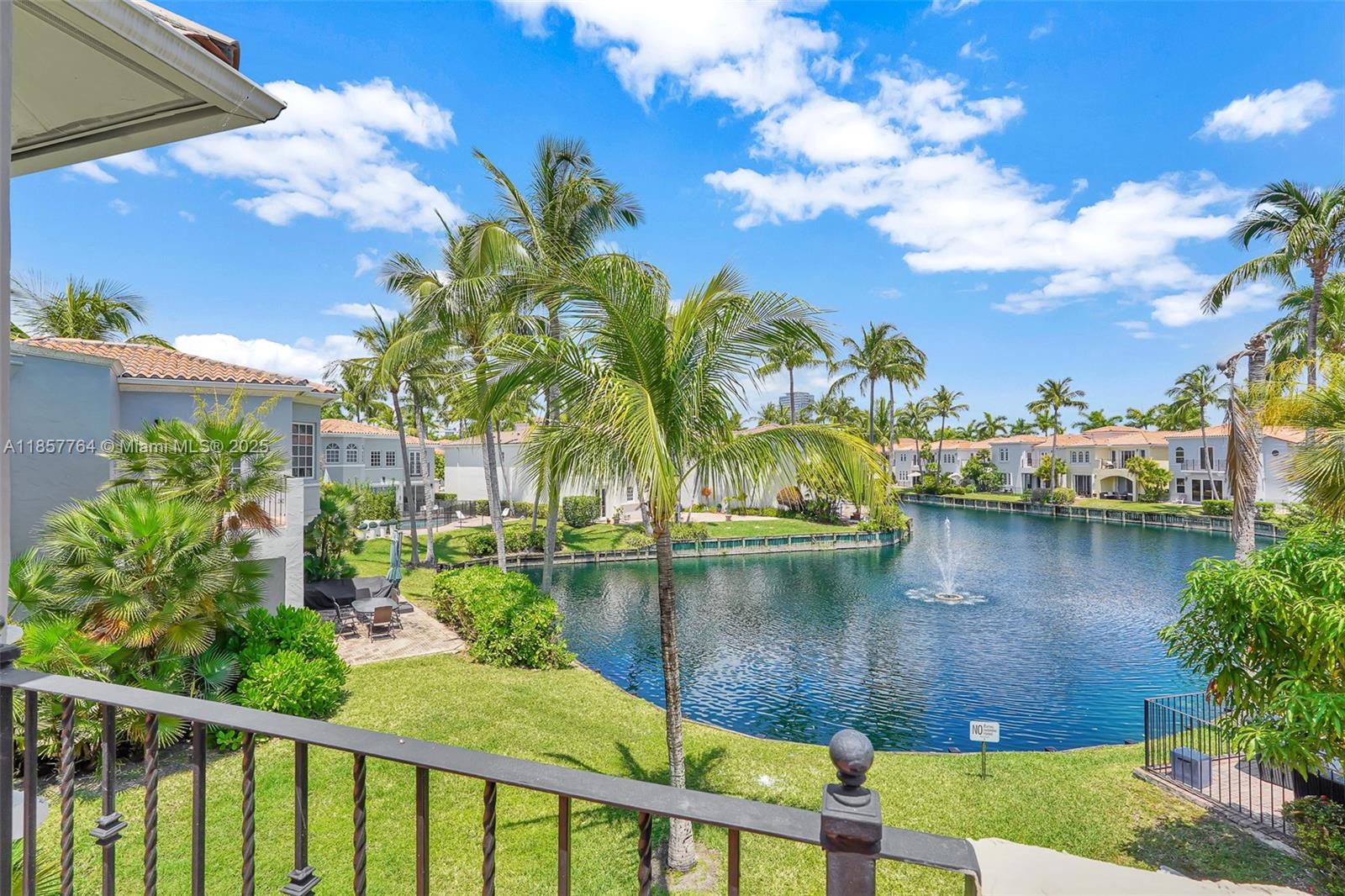 Photo of 3245 207th Ter  (3245), Aventura, Florida, 33180 - 