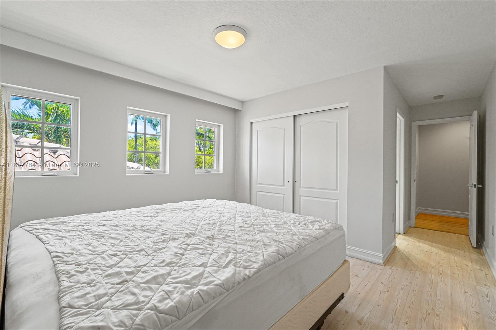 Photo of 3245 207th Ter  (3245), Aventura, Florida, 33180 - 