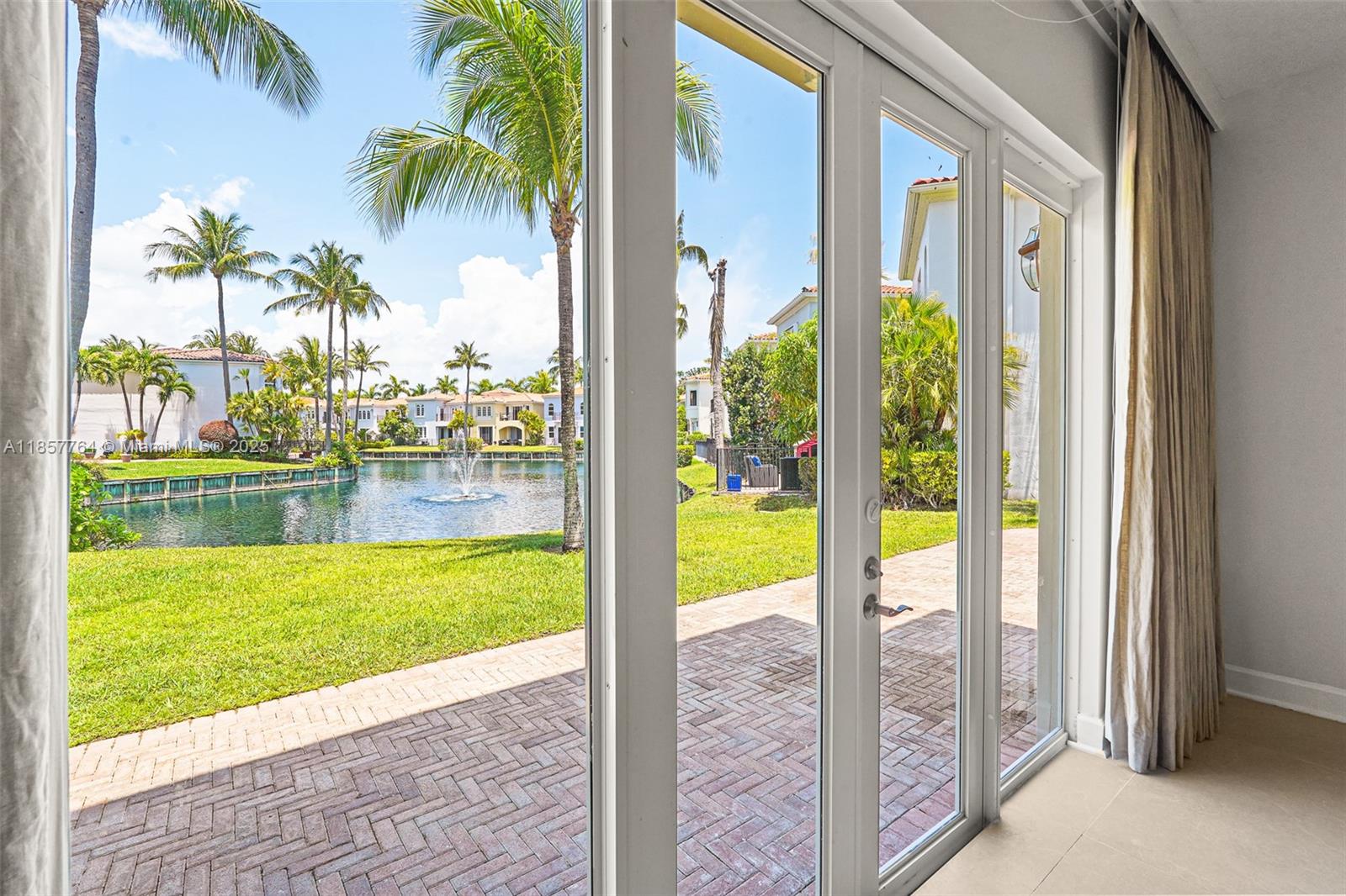 Photo of 3245 207th Ter  (3245), Aventura, Florida, 33180 - 