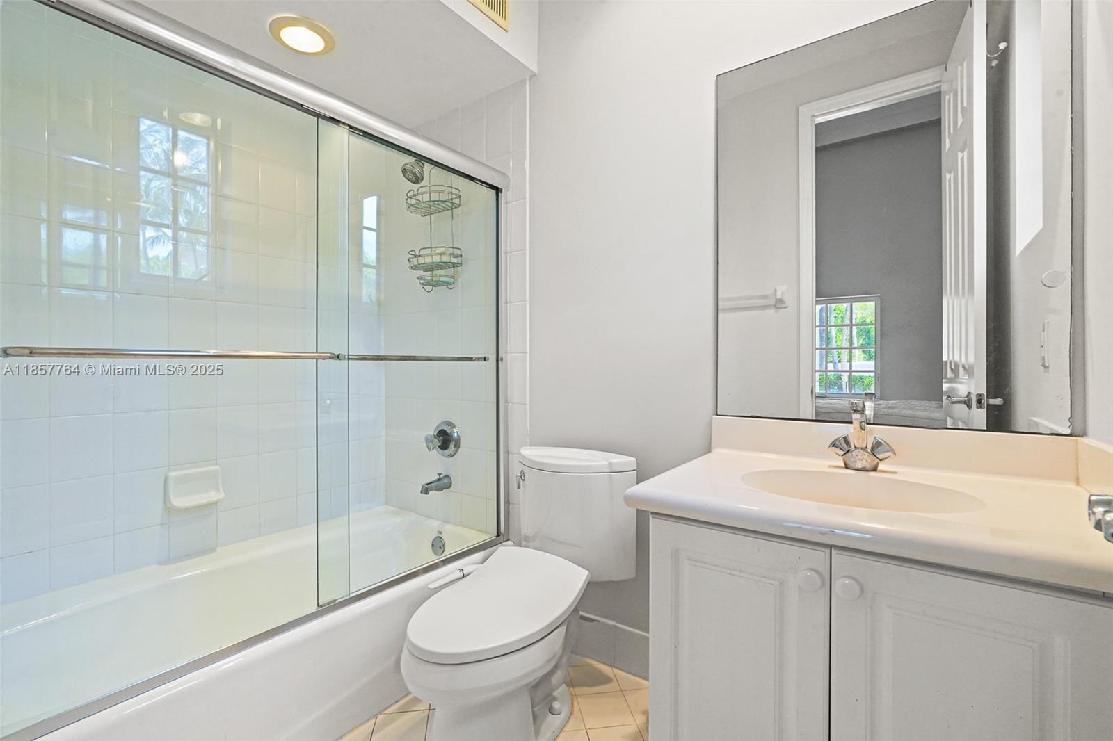 Photo of 3245 207th Ter  (3245), Aventura, Florida, 33180 - 