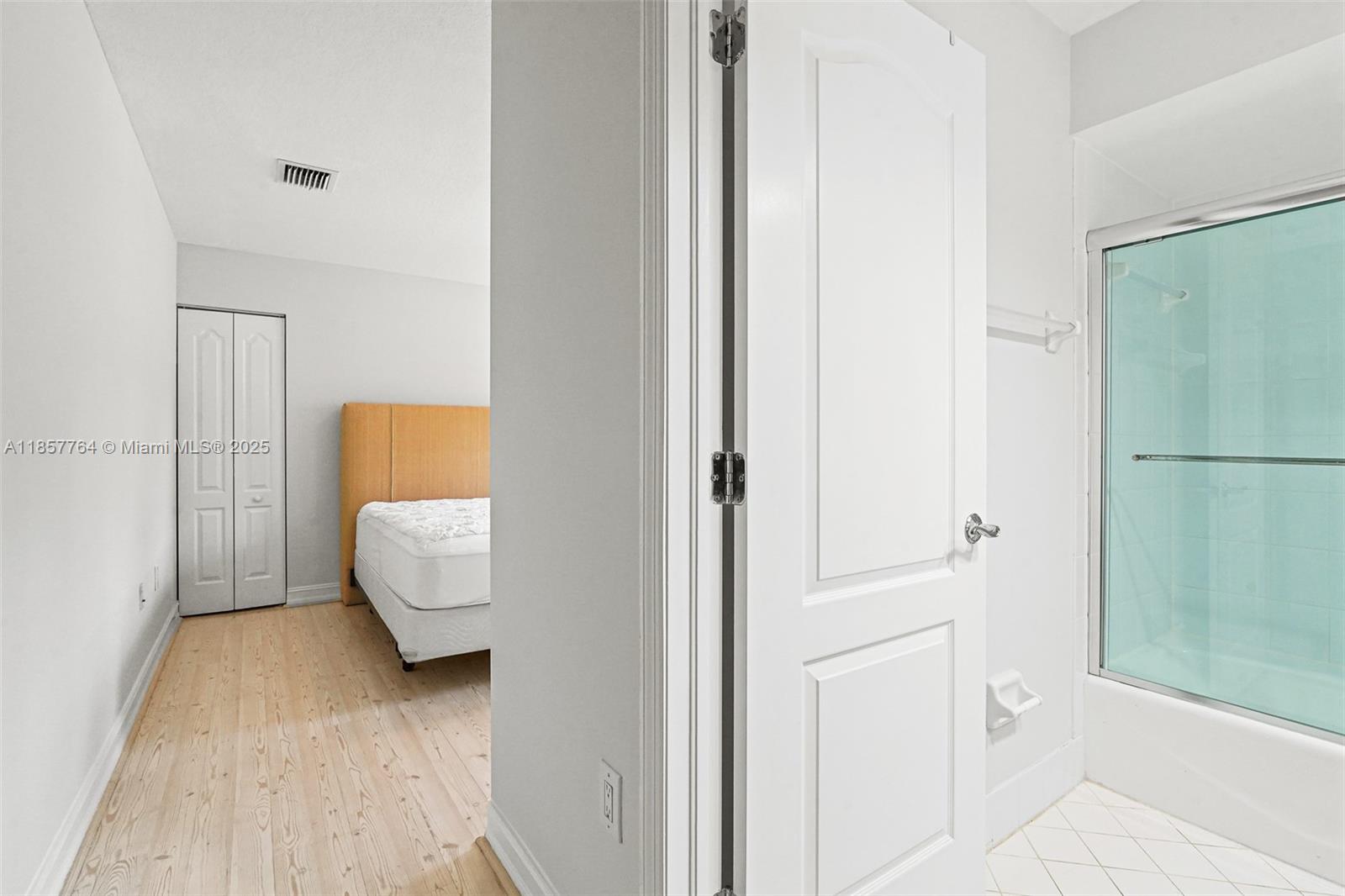 Photo of 3245 207th Ter  (3245), Aventura, Florida, 33180 - 