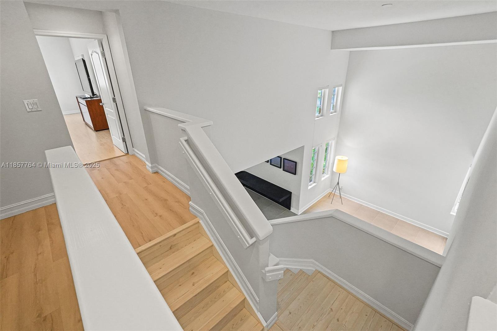 Photo of 3245 207th Ter  (3245), Aventura, Florida, 33180 - 
