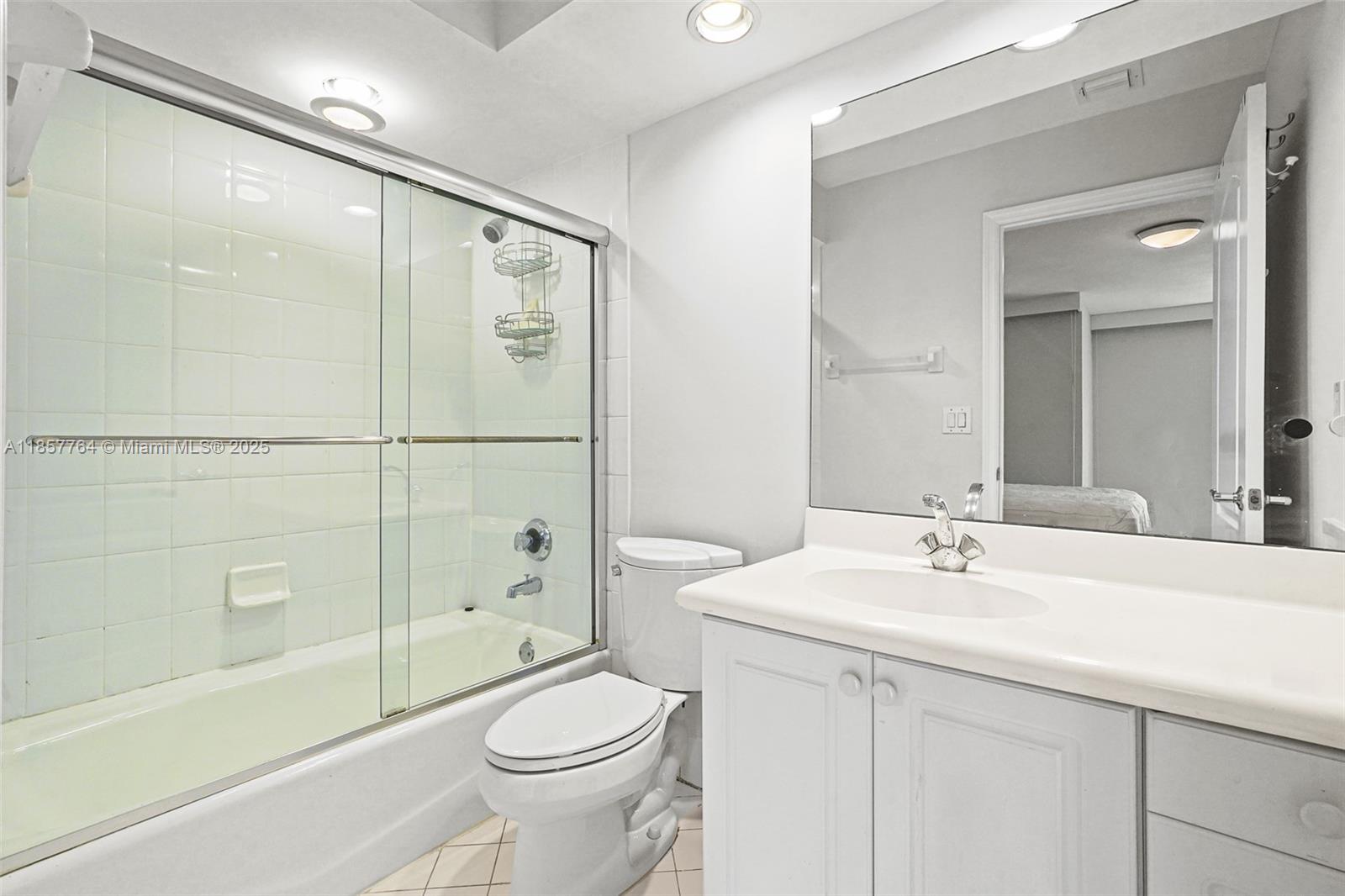 Photo of 3245 207th Ter  (3245), Aventura, Florida, 33180 - 