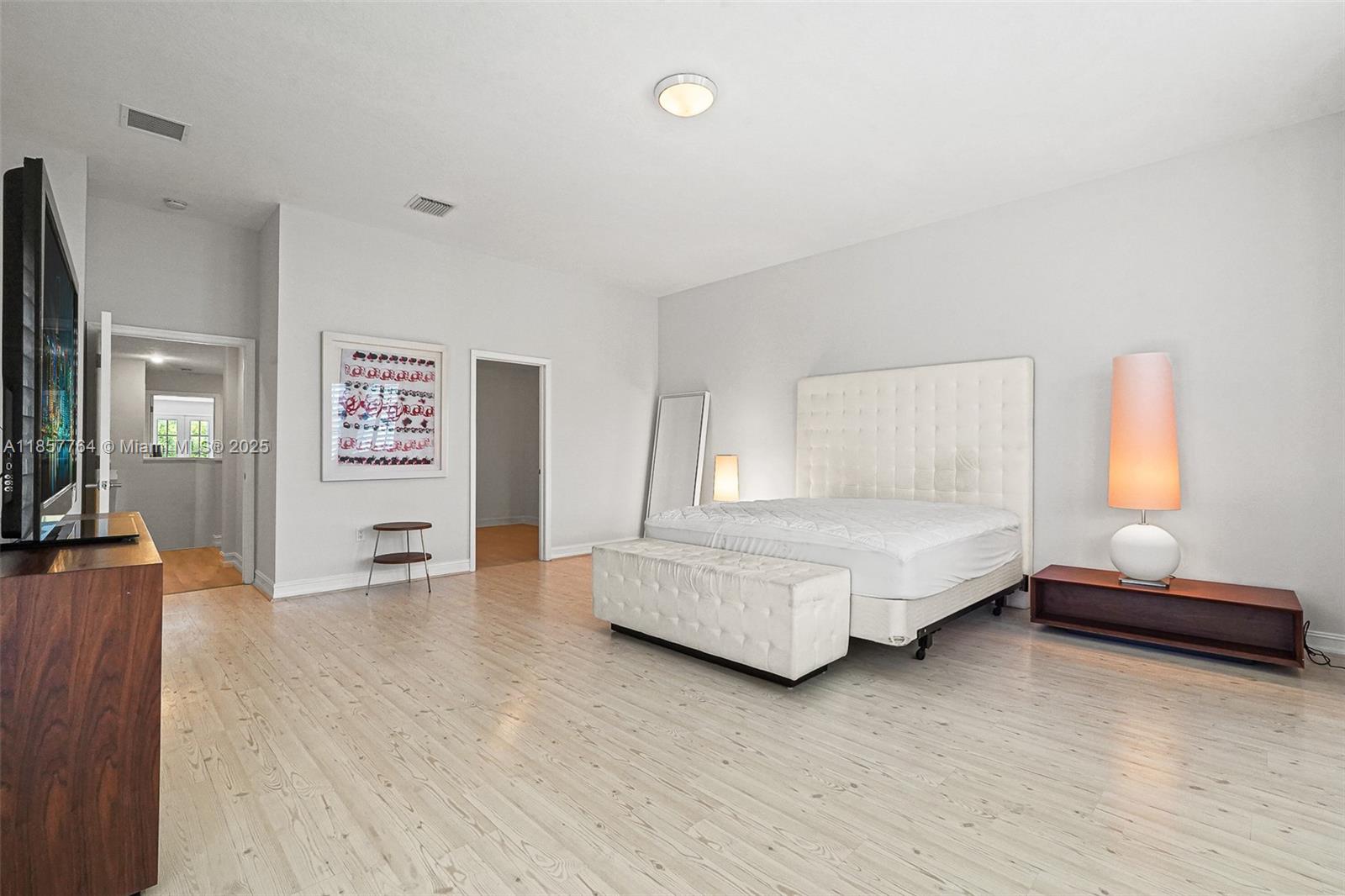 Photo of 3245 207th Ter  (3245), Aventura, Florida, 33180 - 