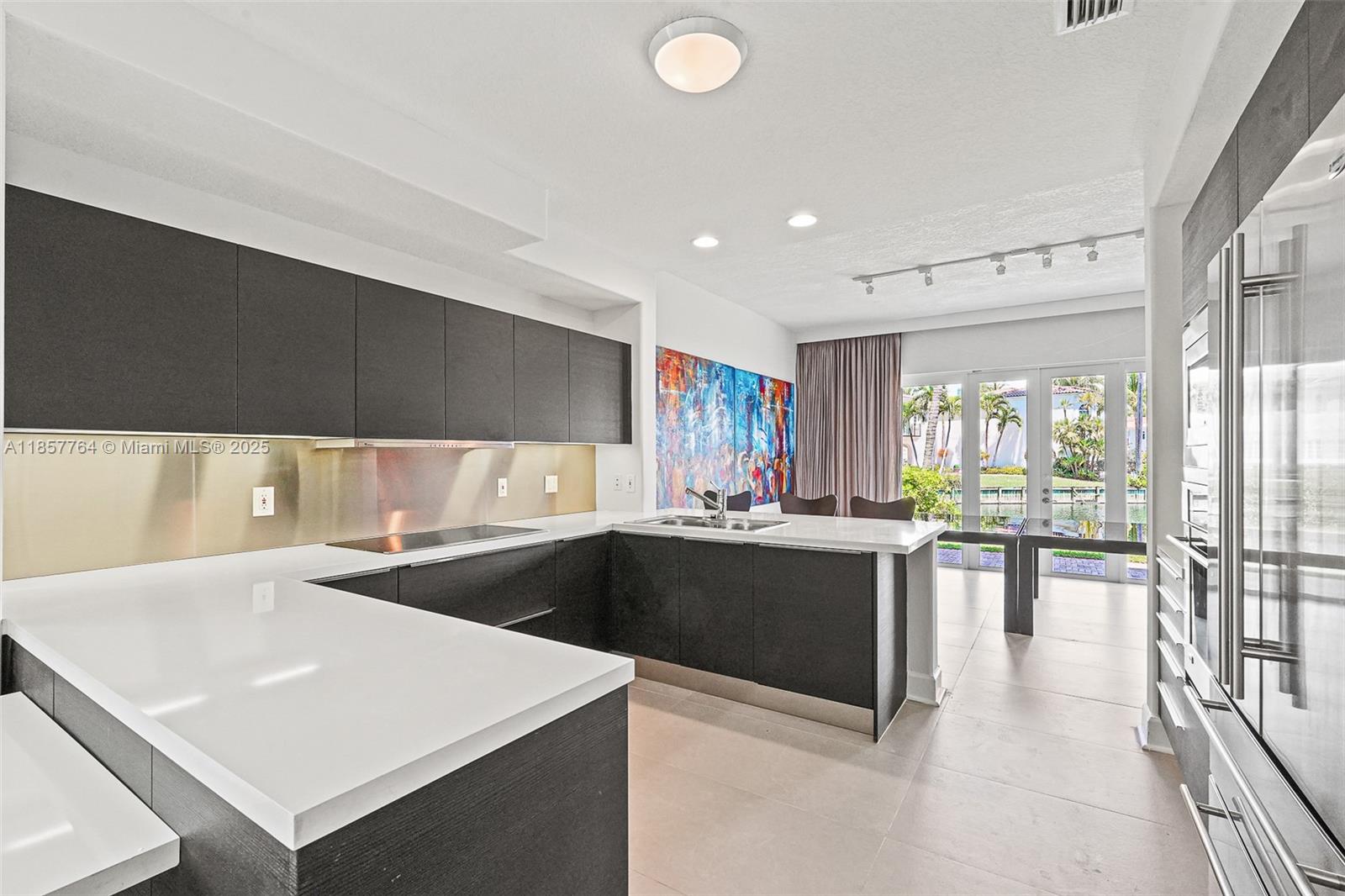 Photo of 3245 207th Ter  (3245), Aventura, Florida, 33180 - 