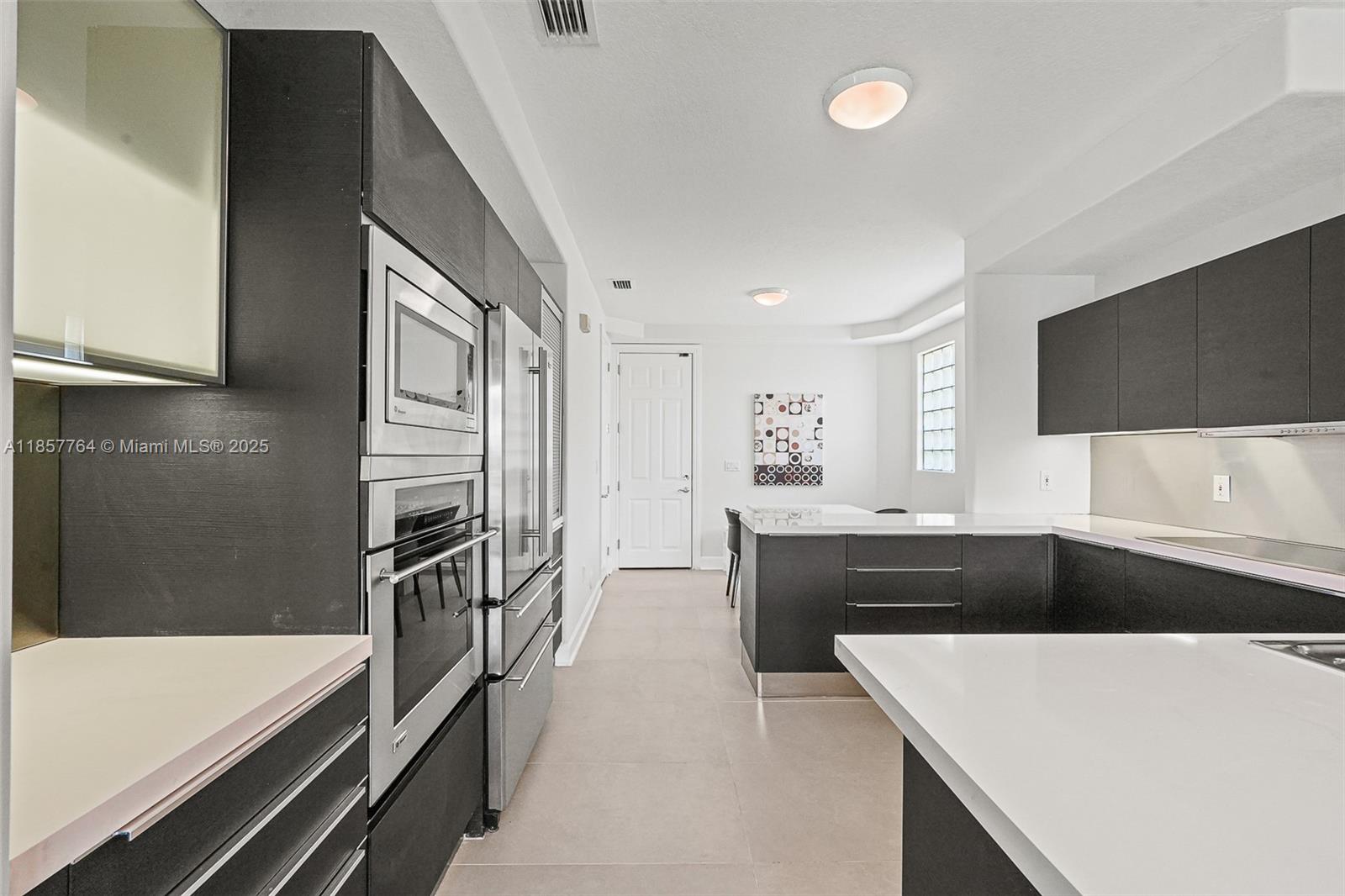 Photo of 3245 207th Ter  (3245), Aventura, Florida, 33180 - 