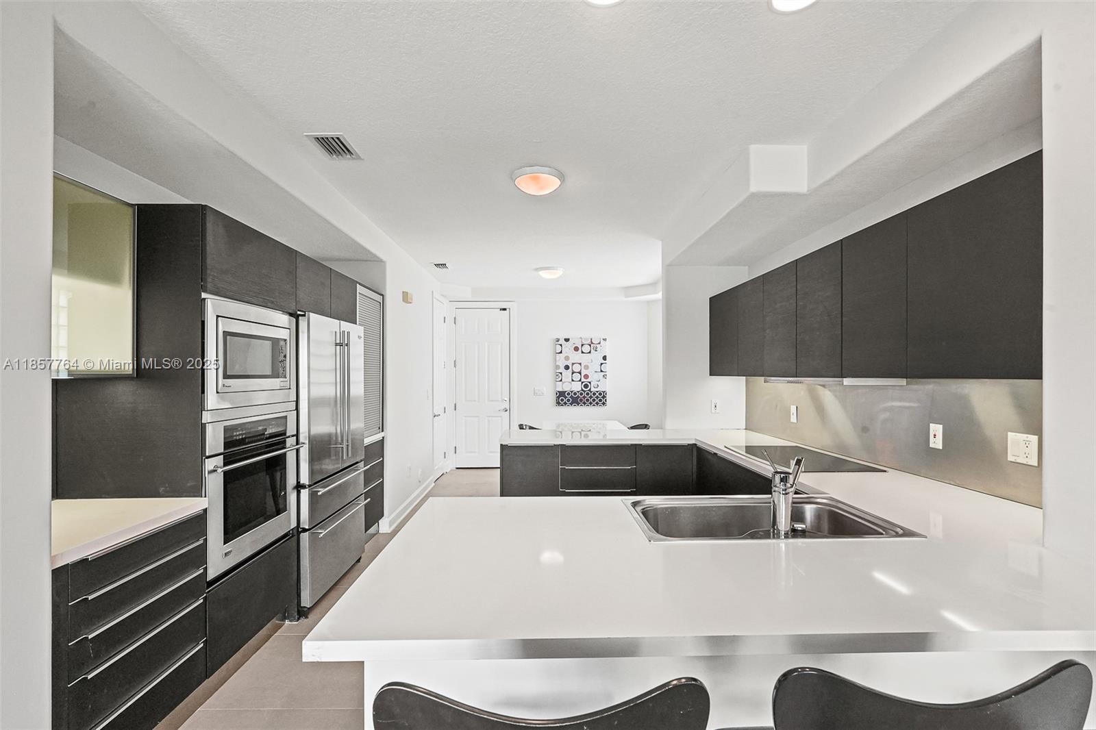 Photo of 3245 207th Ter  (3245), Aventura, Florida, 33180 - 