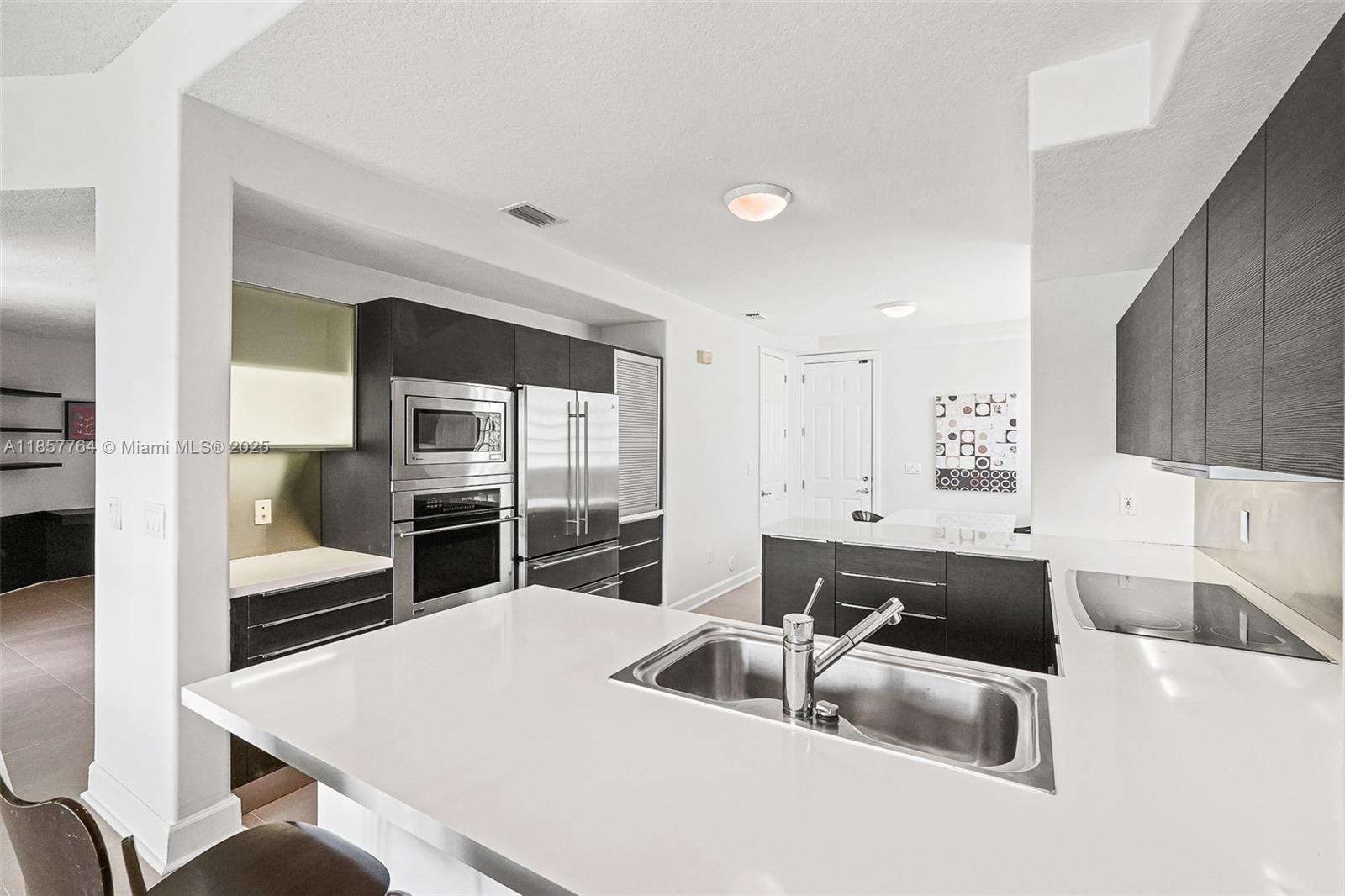 Photo of 3245 207th Ter  (3245), Aventura, Florida, 33180 - 