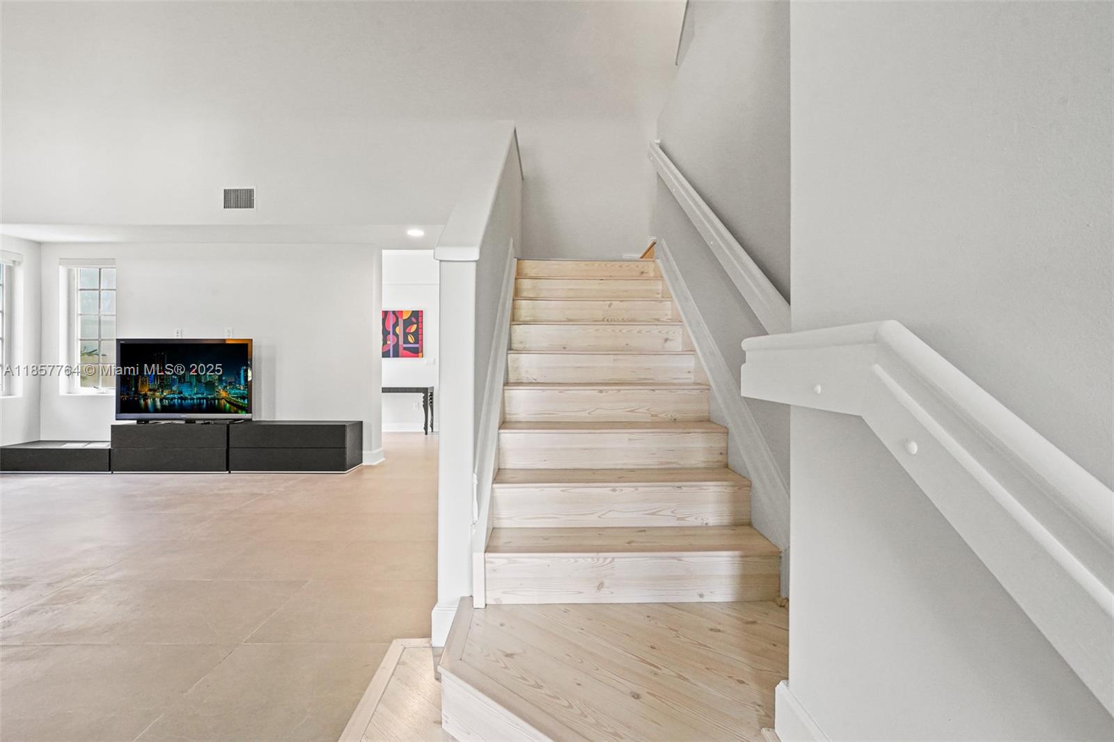Photo of 3245 207th Ter  (3245), Aventura, Florida, 33180 - 