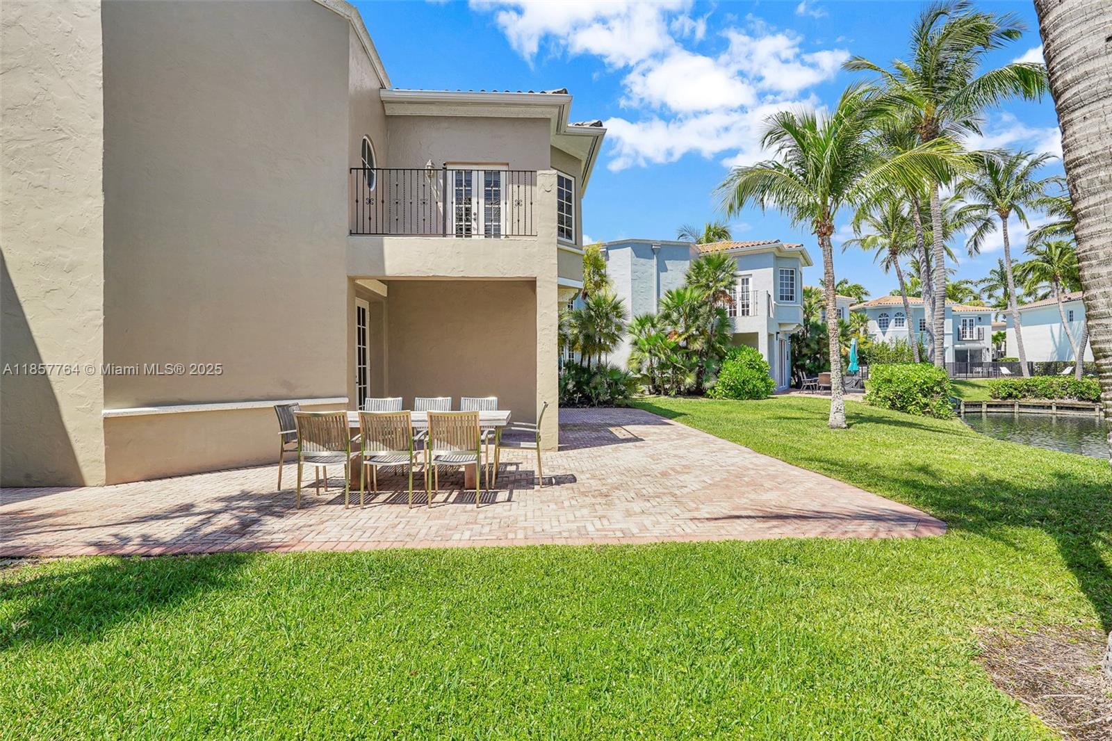 Photo of 3245 207th Ter  (3245), Aventura, Florida, 33180 - 