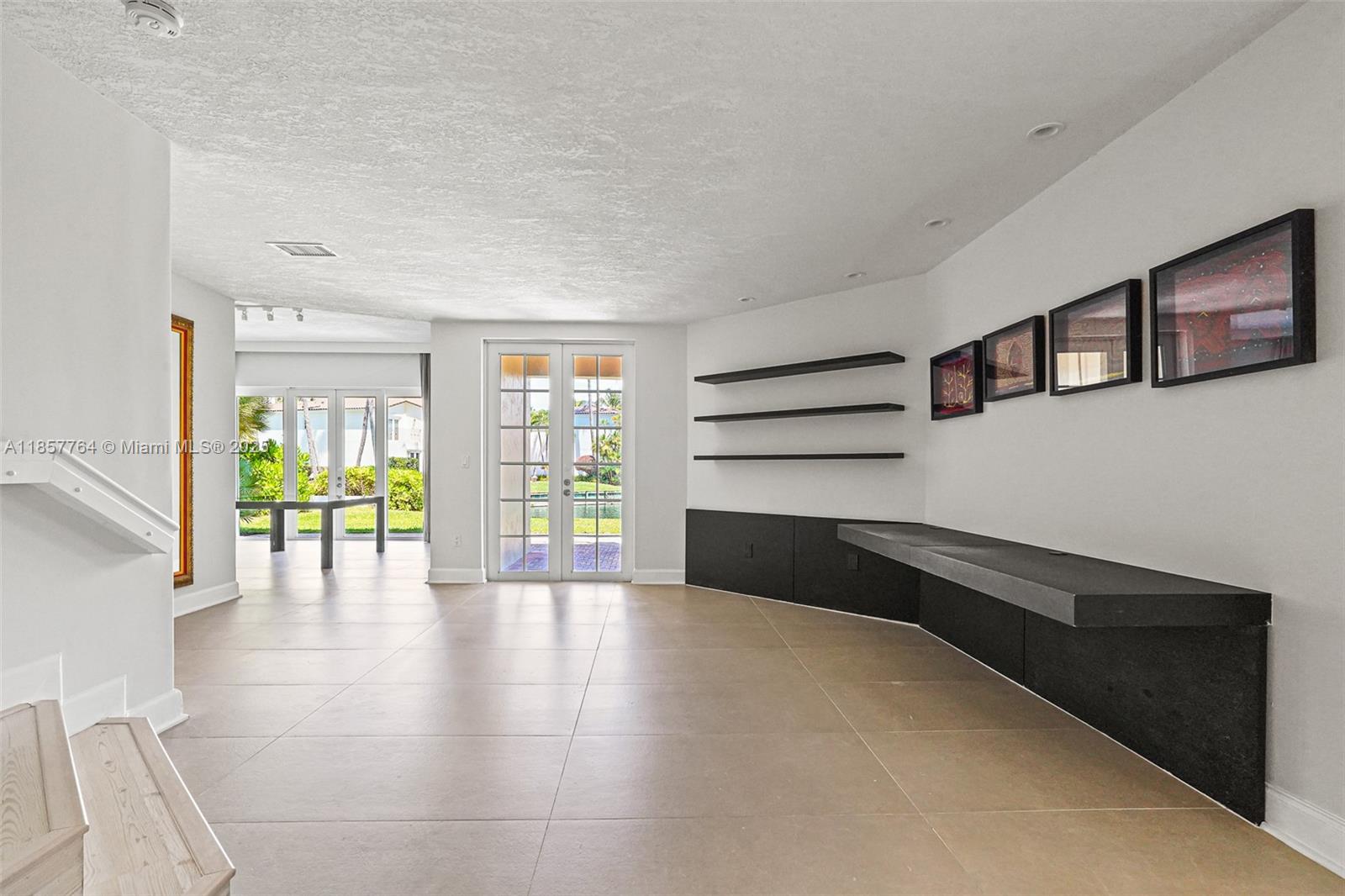 Photo of 3245 207th Ter  (3245), Aventura, Florida, 33180 - 