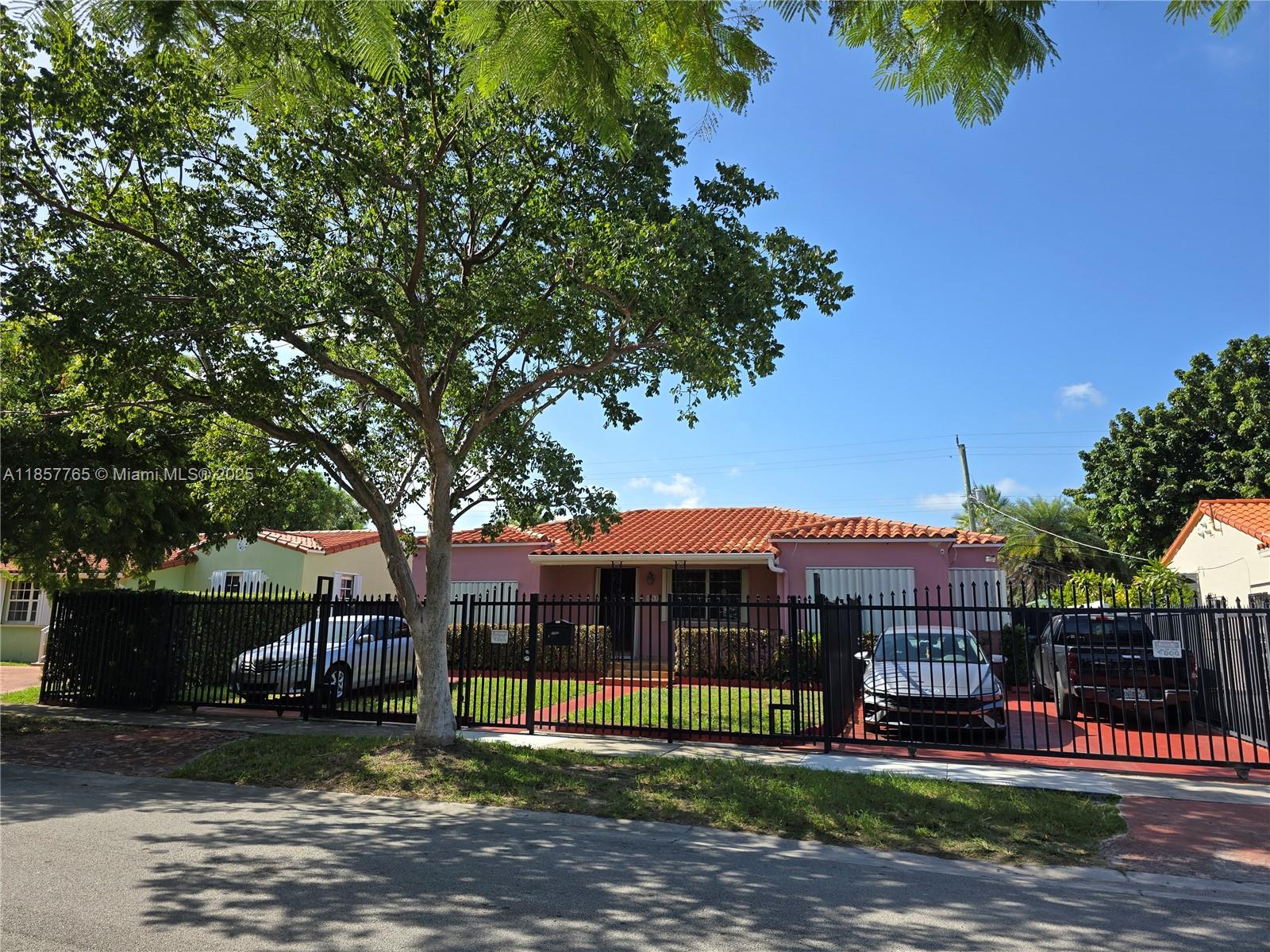   /  2569 sq. ft. $ 2025-08-12 0 Photo
