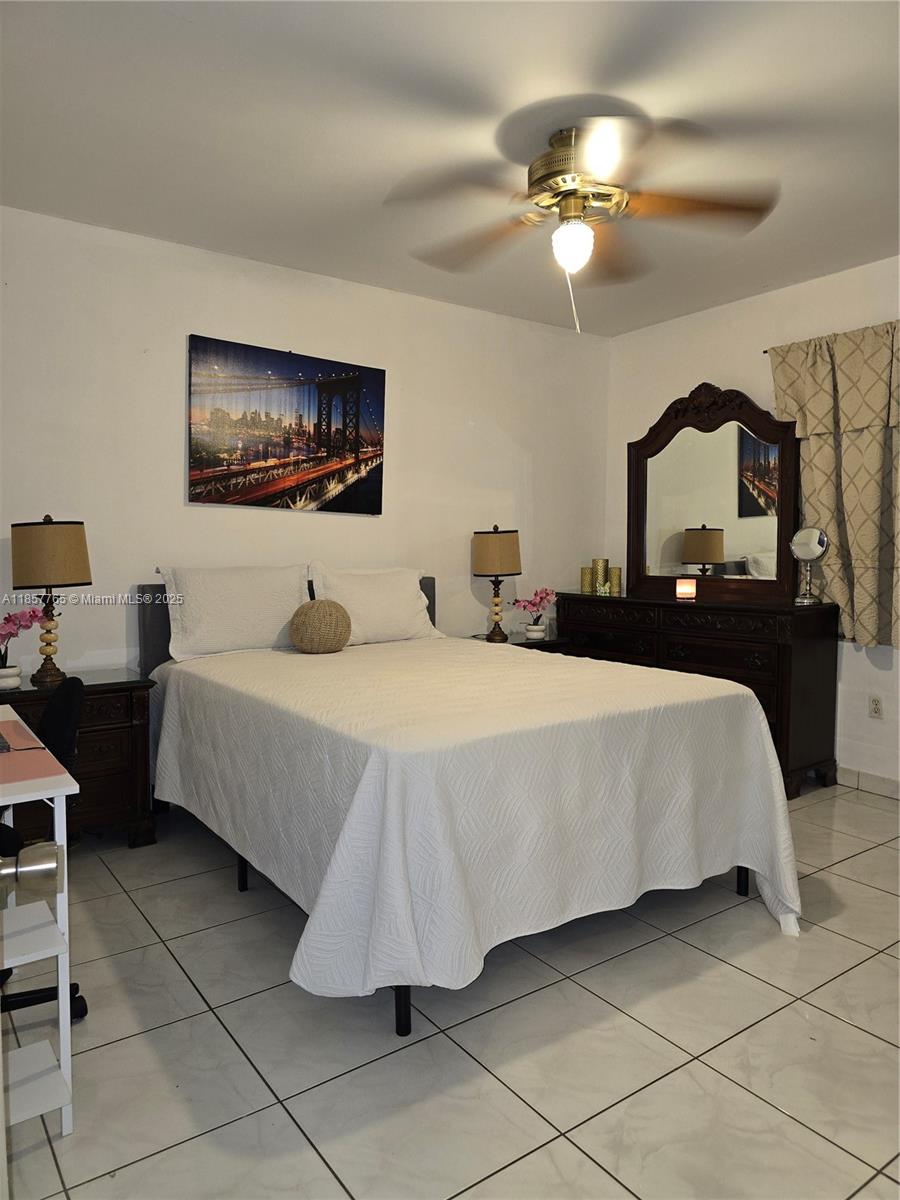   /  2569 sq. ft. $ 2025-08-12 0 Photo