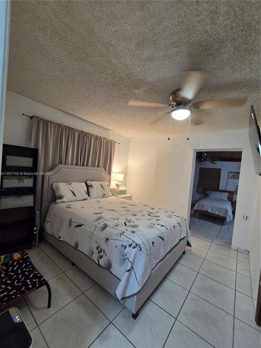   /  2569 sq. ft. $ 2025-08-12 0 Photo