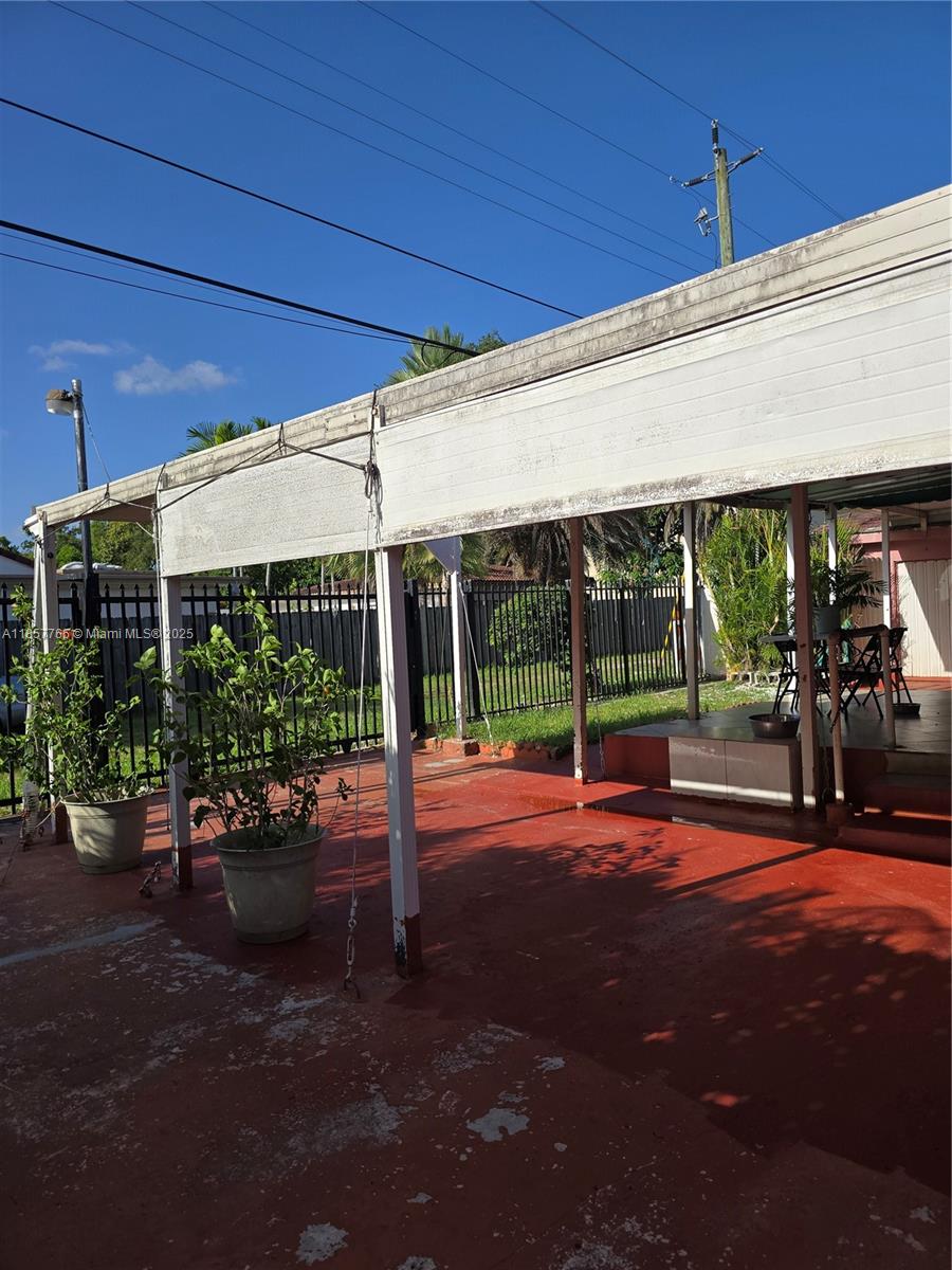   /  2569 sq. ft. $ 2025-08-12 0 Photo