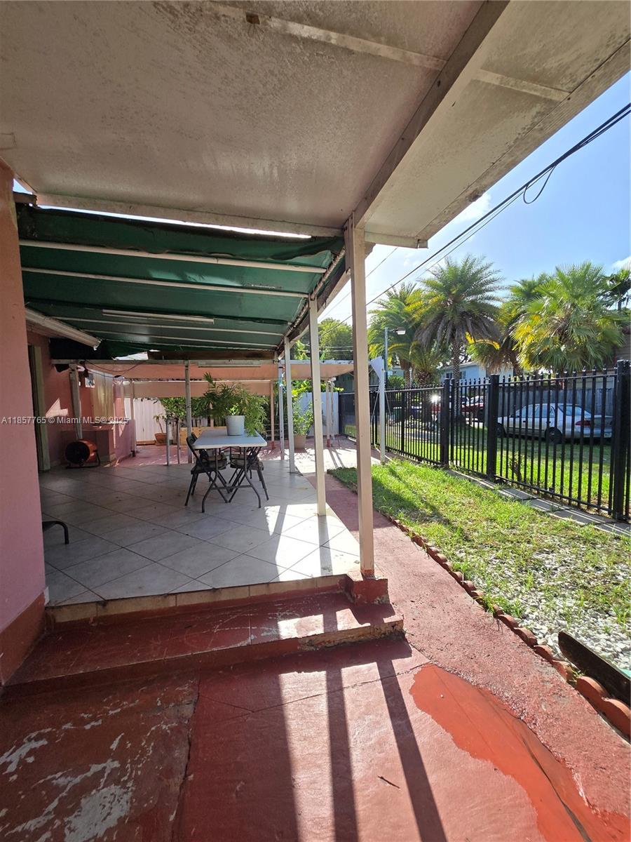   /  2569 sq. ft. $ 2025-08-12 0 Photo