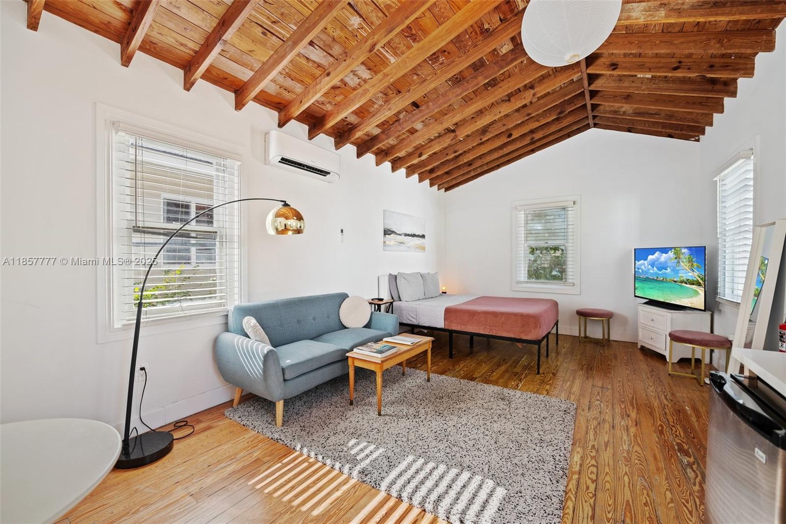   /  3128 sq. ft. $ 2025-08-12 0 Photo