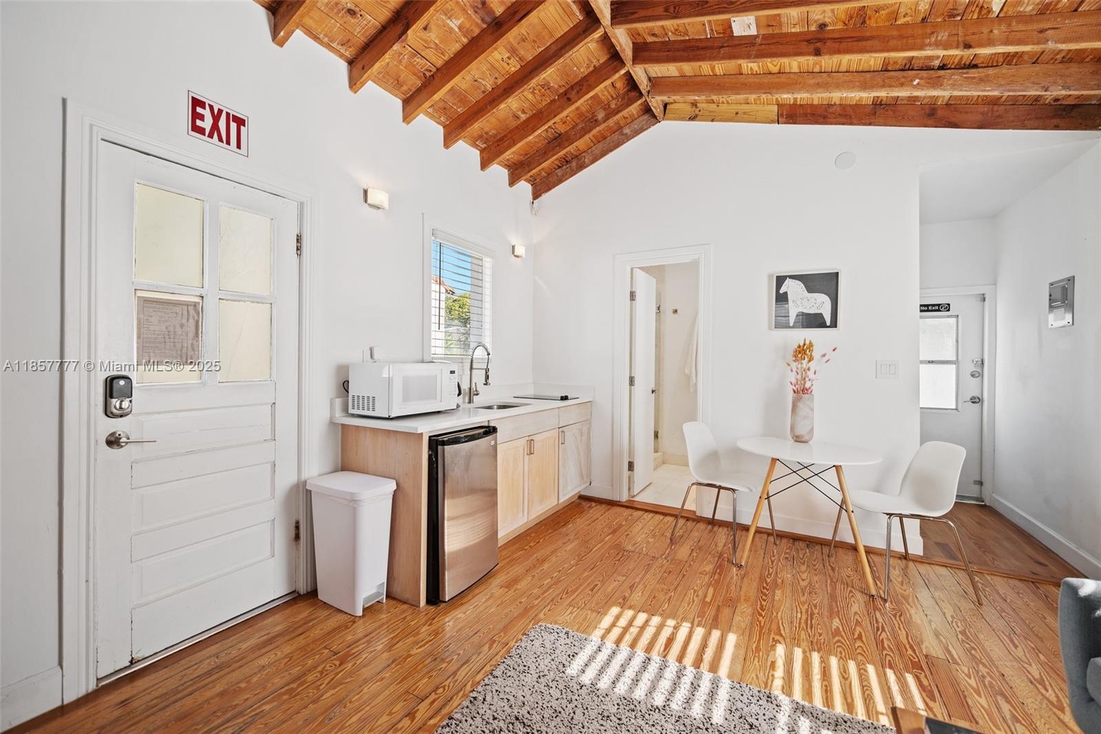   /  3128 sq. ft. $ 2025-08-12 0 Photo