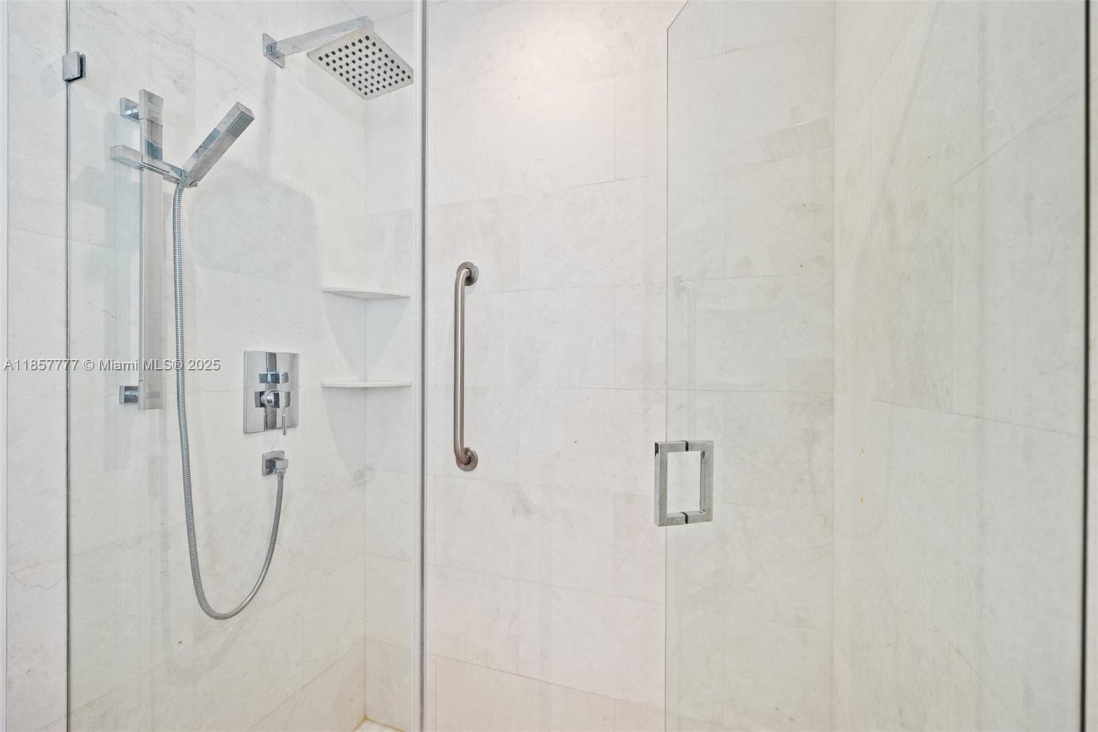   /  3128 sq. ft. $ 2025-08-12 0 Photo