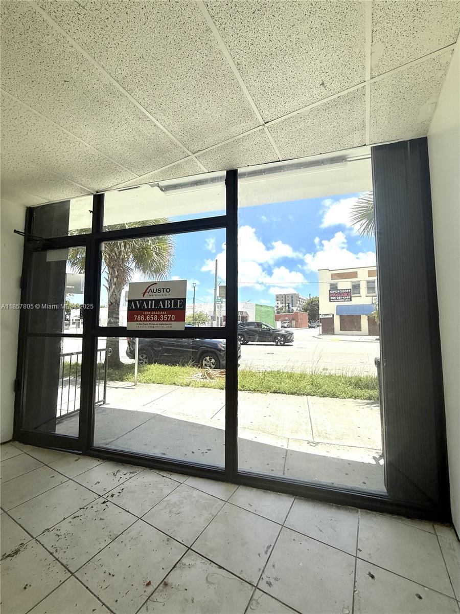   /   sq. ft. $ 2025-08-13 0 foto