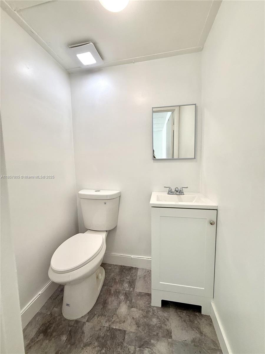   /   sq. ft. $ 2025-08-13 0 foto