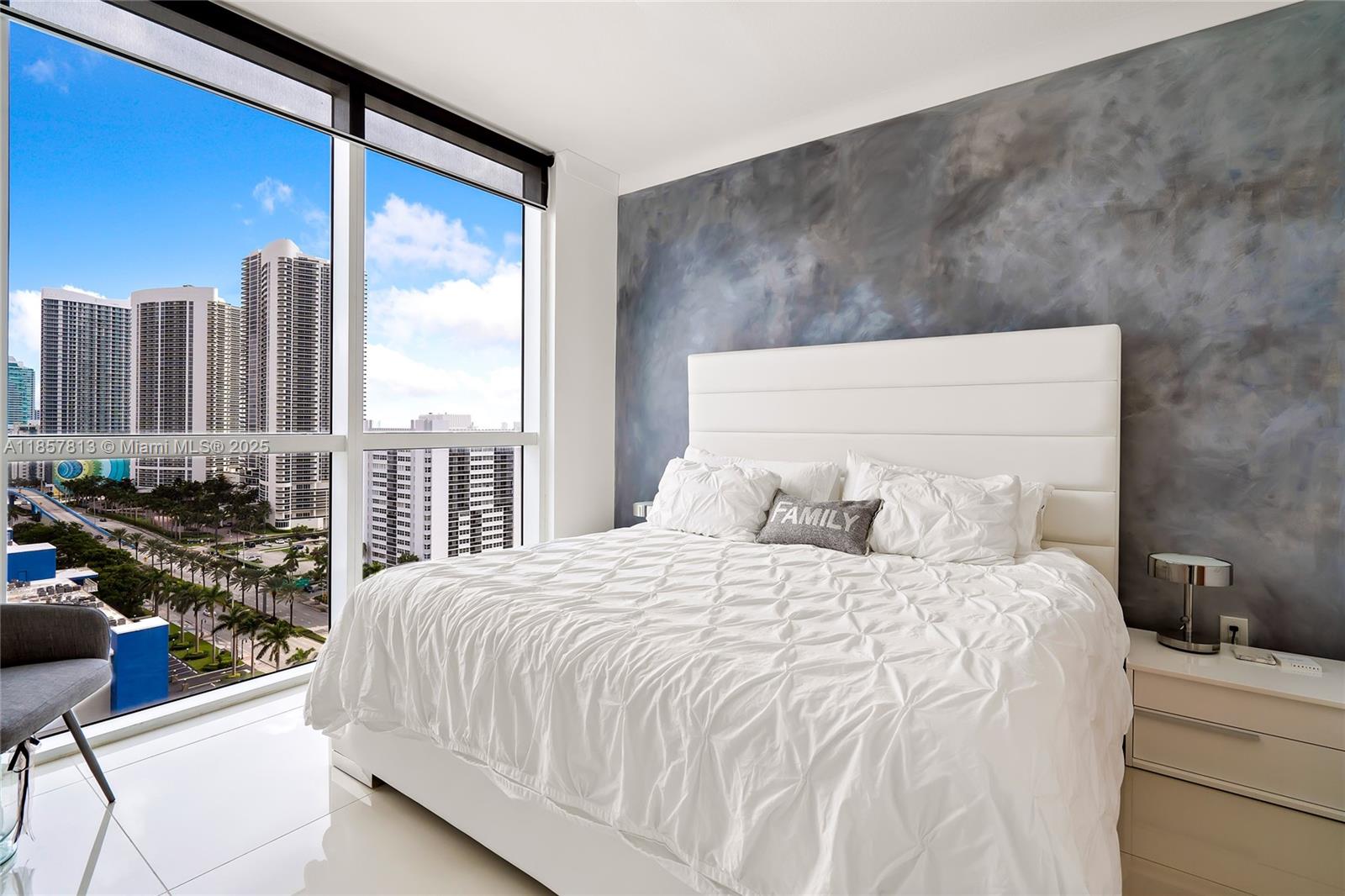 Photo of 1945 Ocean Dr  #1711, Hallandale Beach, Florida, 33009 - 