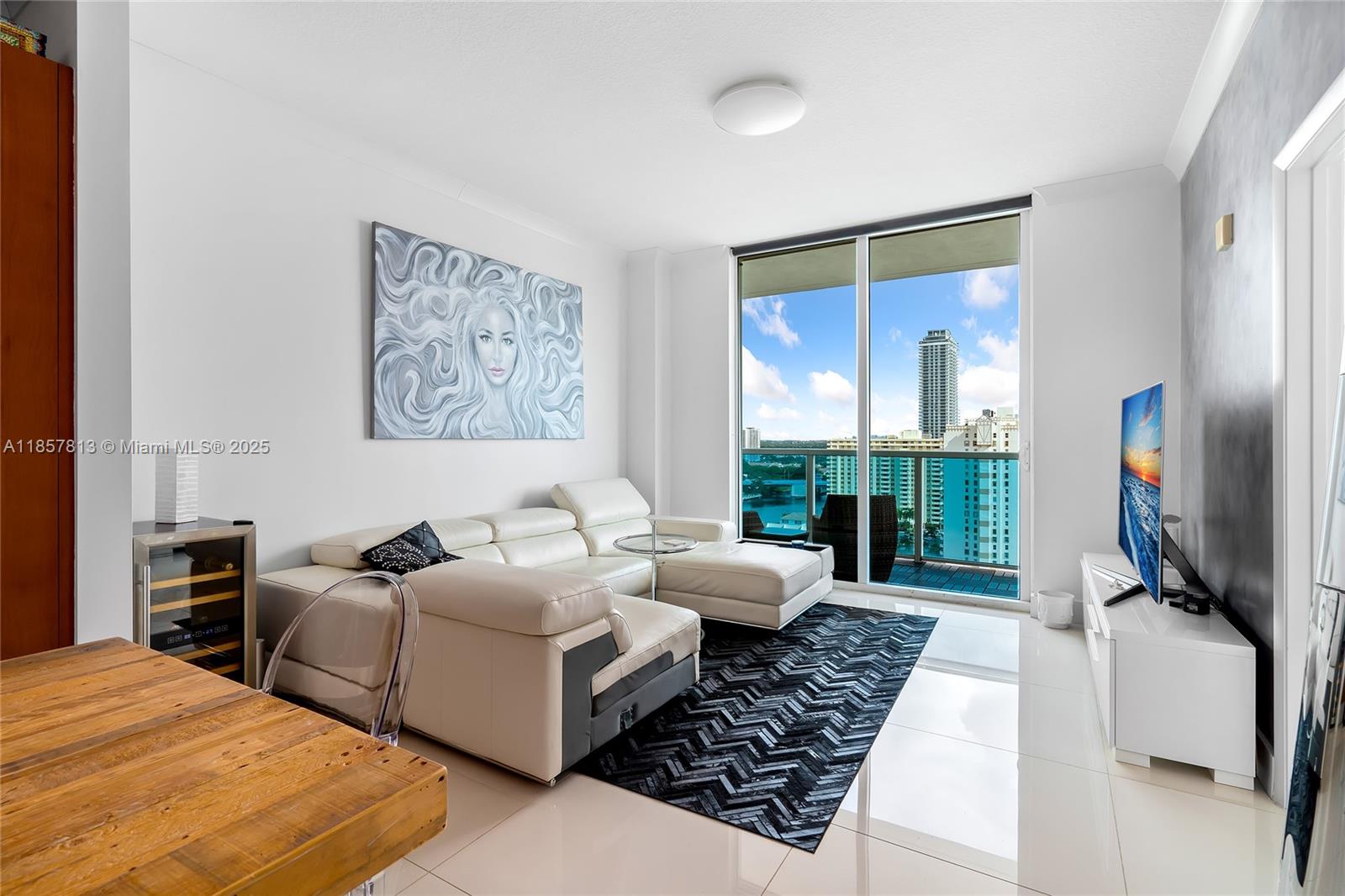 Photo of 1945 Ocean Dr #1711, Hallandale Beach, Florida, 33009 -