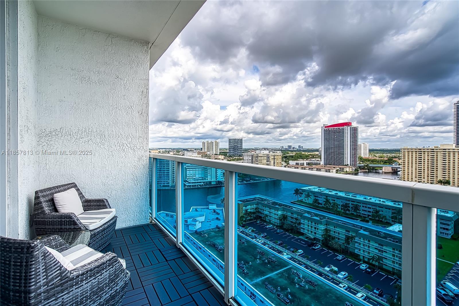 Photo of 1945 Ocean Dr  #1711, Hallandale Beach, Florida, 33009 - 