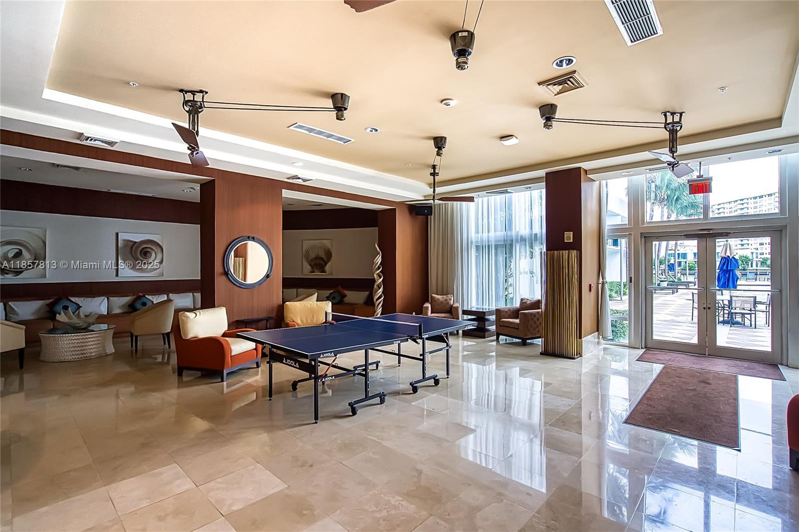 Photo of 1945 Ocean Dr  #1711, Hallandale Beach, Florida, 33009 - 