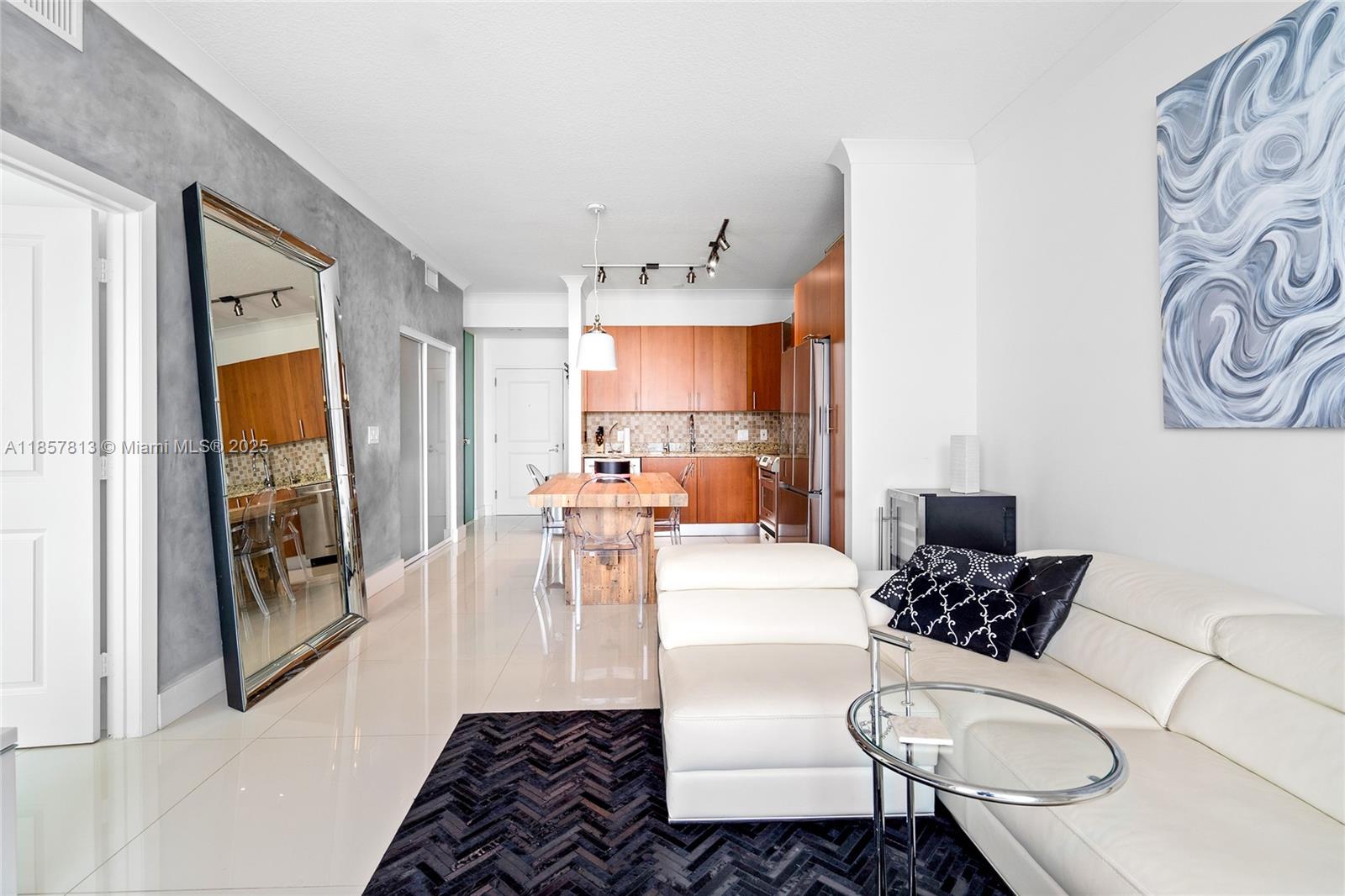 Photo of 1945 Ocean Dr #1711, Hallandale Beach, Florida, 33009 -