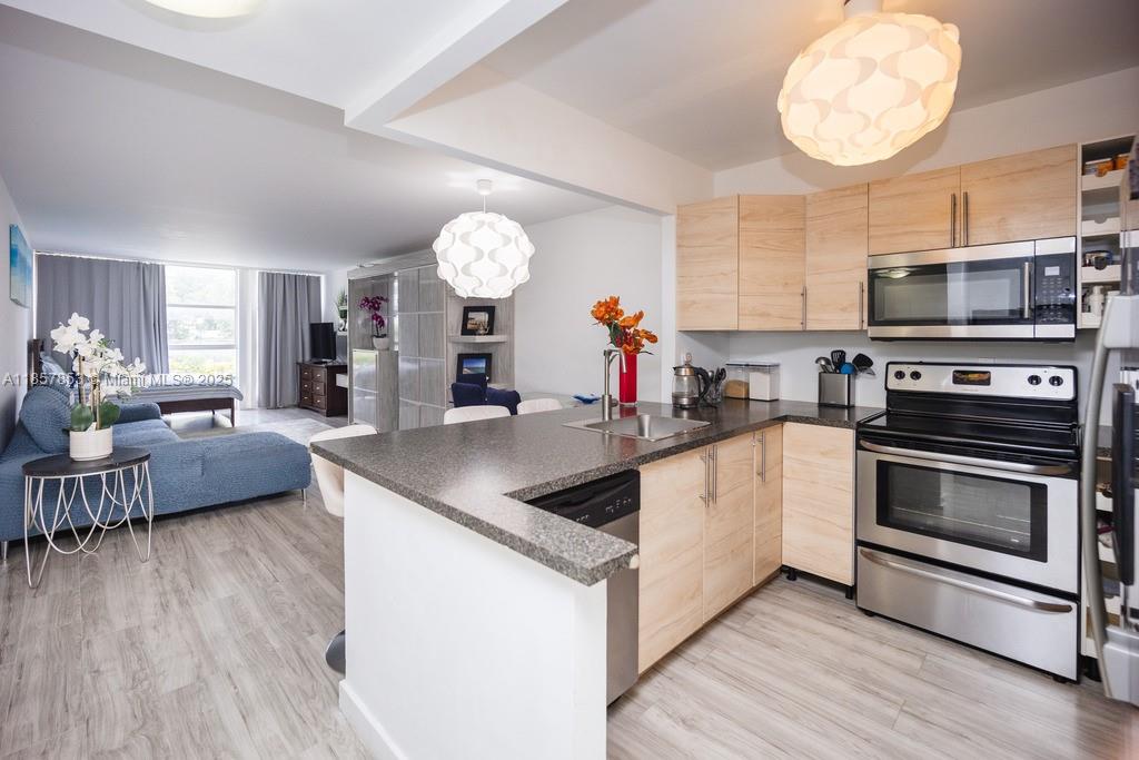 Photo of 501 Three Islands Blvd  #117, Hallandale Beach, Florida, 33009 - 
