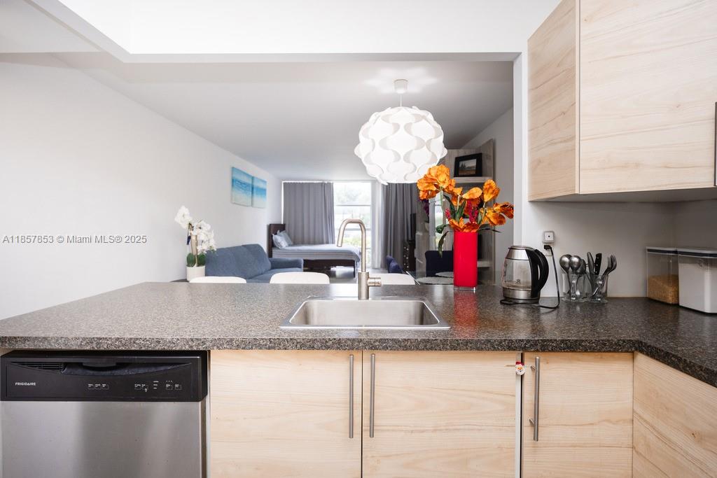 Photo of 501 Three Islands Blvd  #117, Hallandale Beach, Florida, 33009 - 
