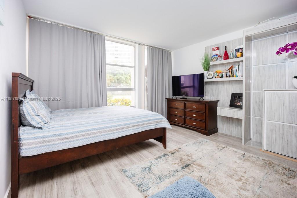 Photo of 501 Three Islands Blvd  #117, Hallandale Beach, Florida, 33009 - 
