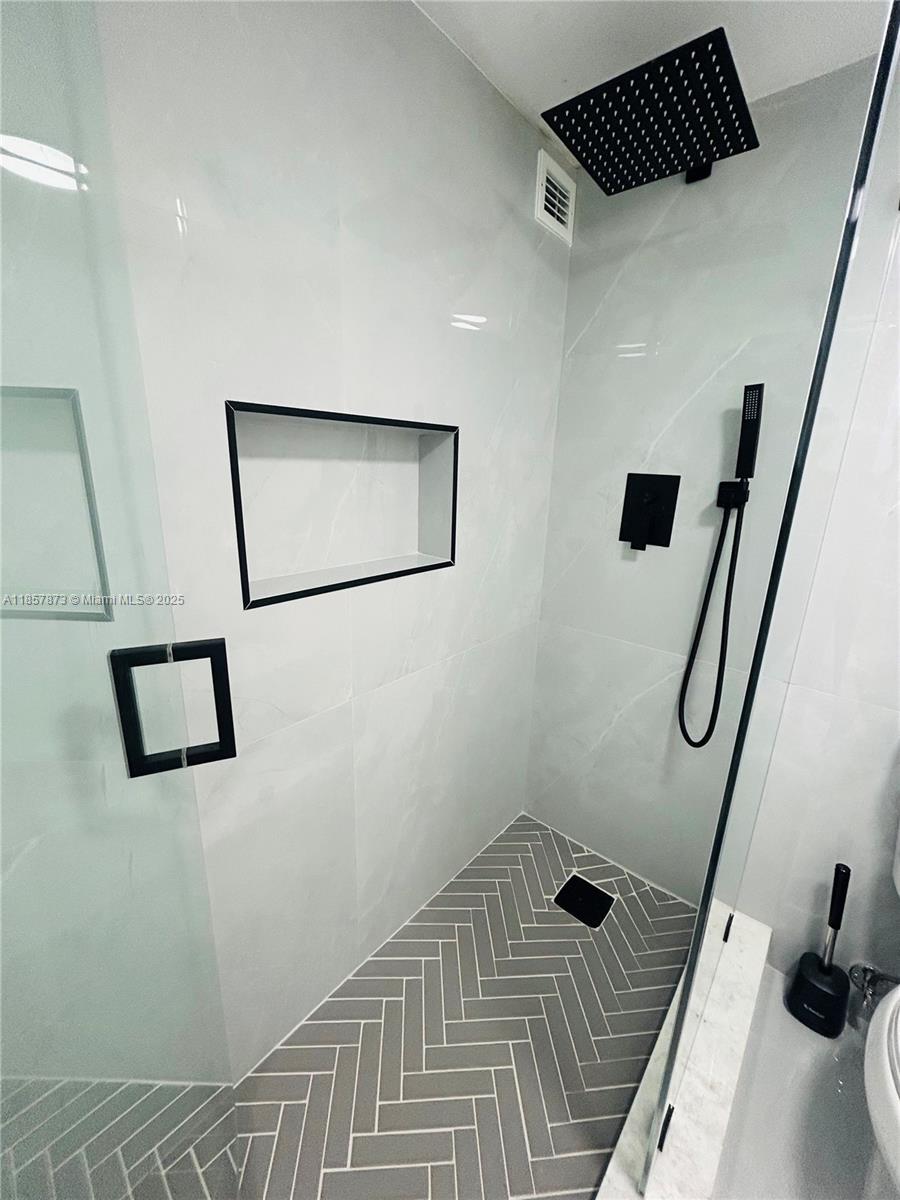 Photo of 17021 Bay Rd  #427-4, Sunny Isles Beach, Florida, 33160 - 