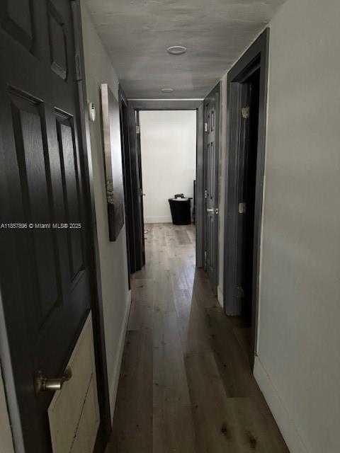 8950 4 / 2 2490 sq. ft. $ 2025-11-06 0 Photo