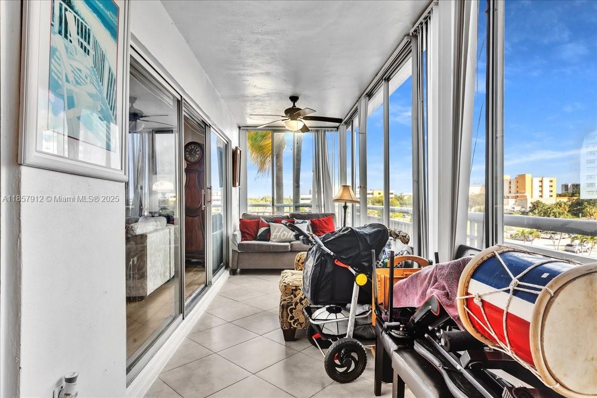 411 2 / 2 1372 sq. ft. $ 2025-08-25 0 Photo