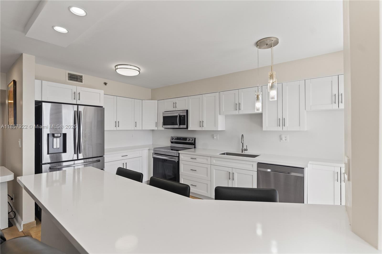 Photo of 3600 Mystic Pointe Dr  #1616, Aventura, Florida, 33180 - 