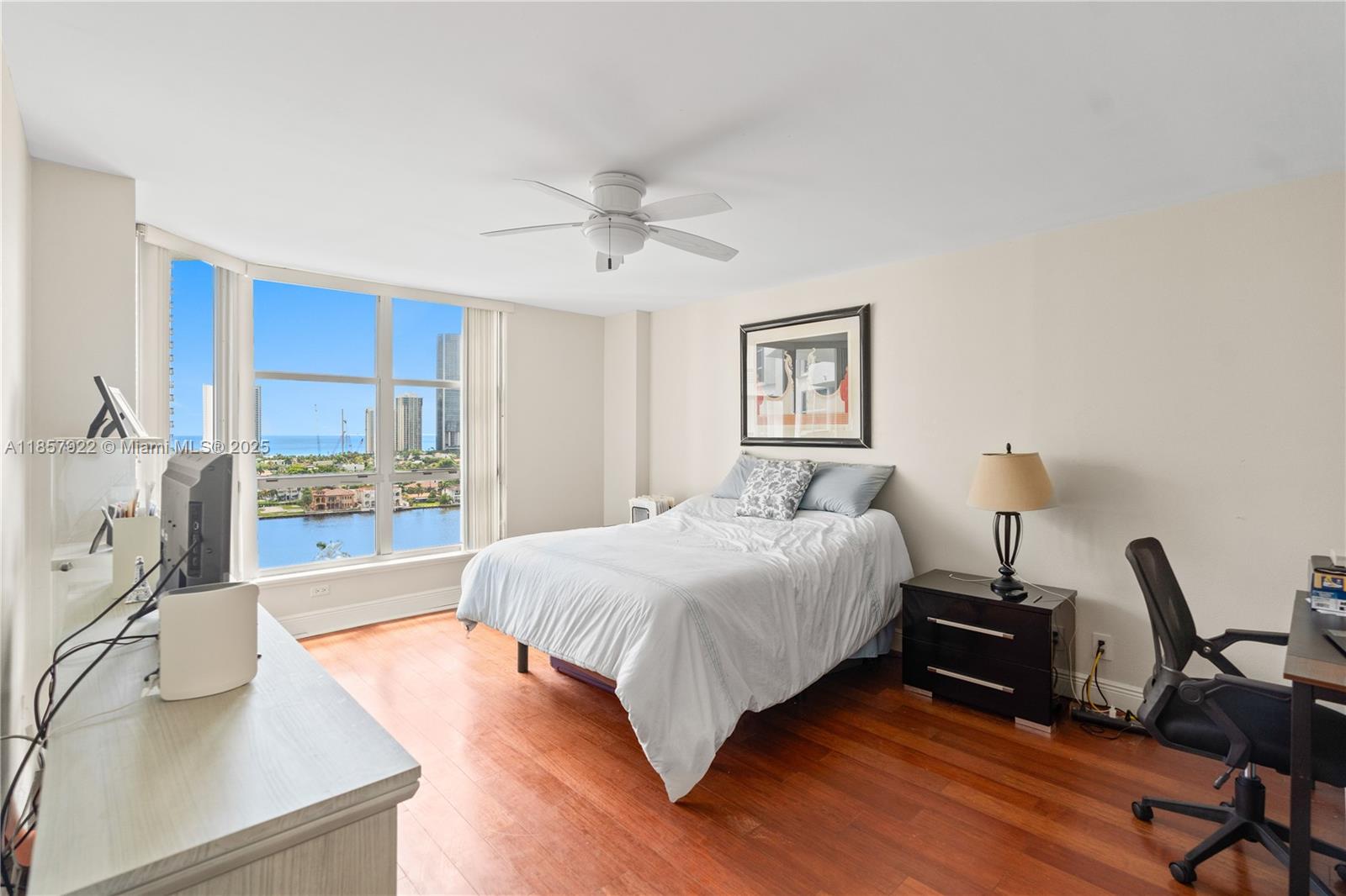 Photo of 3600 Mystic Pointe Dr  #1616, Aventura, Florida, 33180 - 