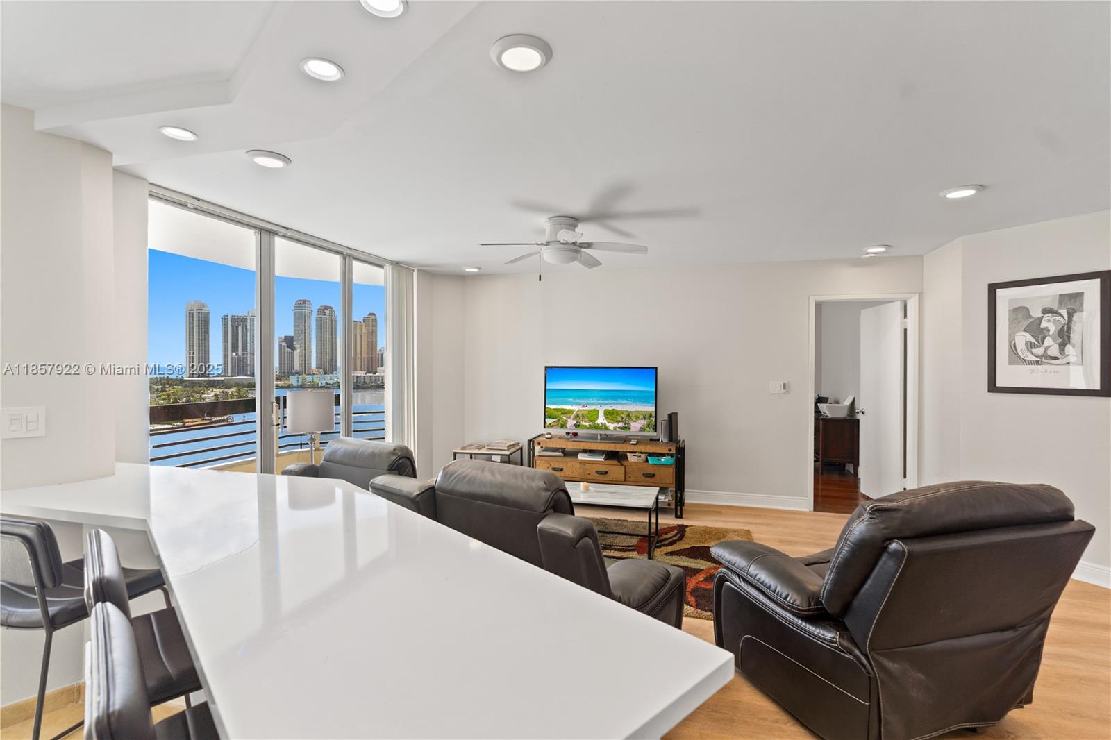 Photo of 3600 Mystic Pointe Dr  #1616, Aventura, Florida, 33180 - 