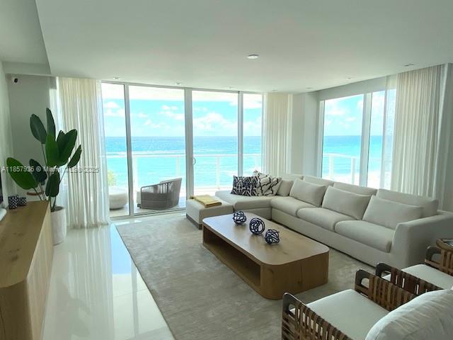 Photo of 3951 Ocean Dr  #501, Hollywood, Florida, 33019 - 