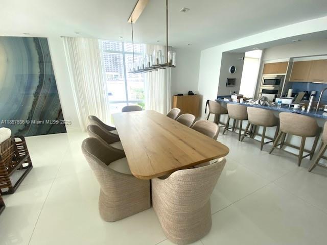 Photo of 3951 Ocean Dr  #501, Hollywood, Florida, 33019 - 