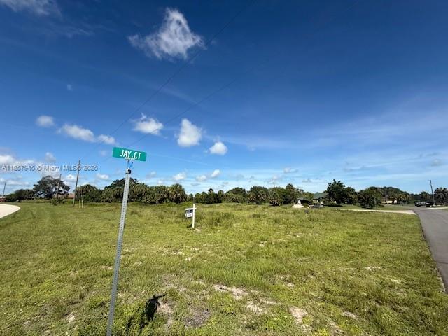 See details / sq. ft. $ 2025-08-13 0 Photo