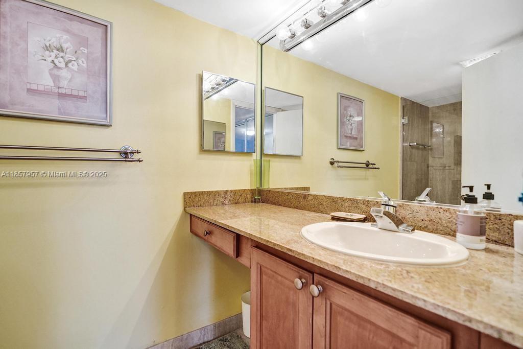 Photo of 1201 Ocean Dr  #2308N, Hollywood, Florida, 33019 - 