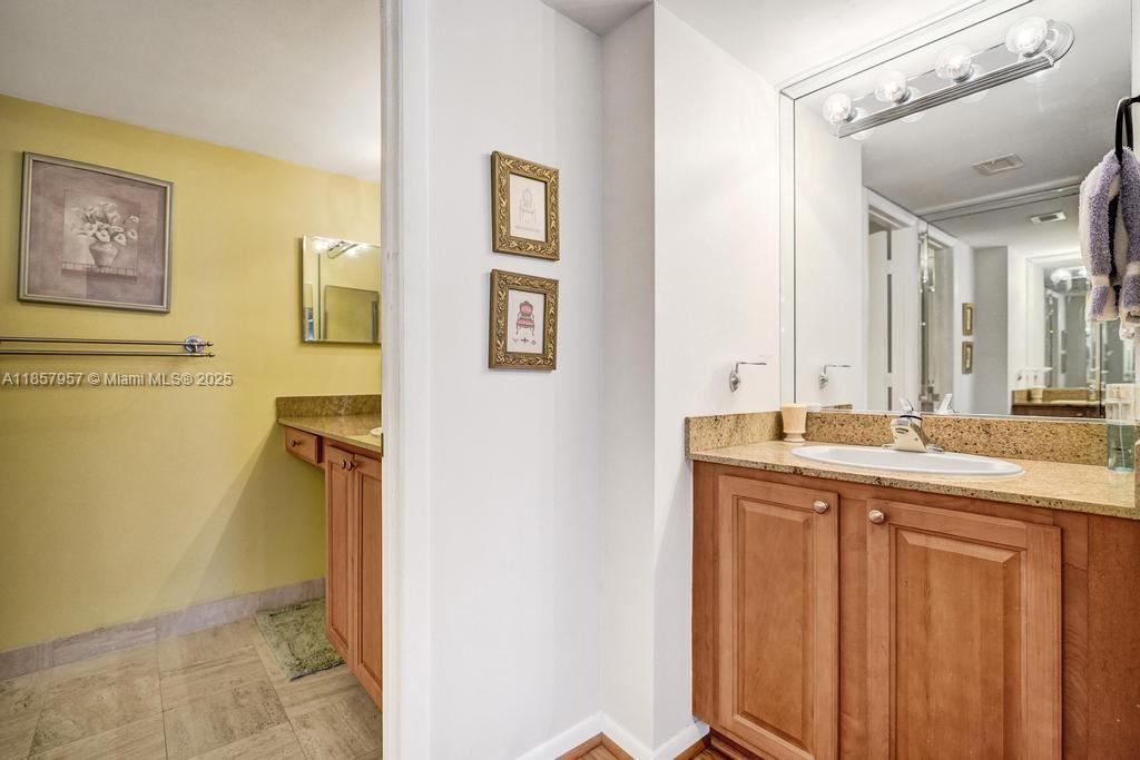 Photo of 1201 Ocean Dr  #2308N, Hollywood, Florida, 33019 - 